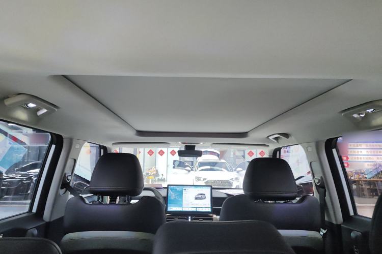 Used iCAR 03 2024 472km Four-Wheel Drive Long-Range Version Headliner