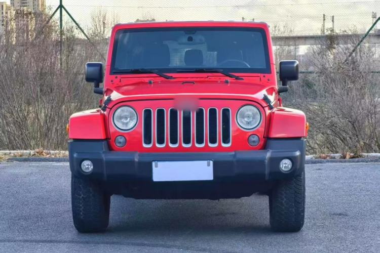 Used Jeep Wrangler 2015 3.0L Sahara Four-Door Comfort Edition
