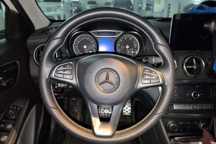 Used Mercedes-Benz GLA 2018 GLA 200 Fashion Model
