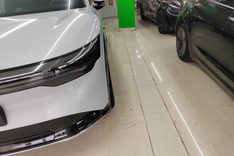 Used Zeekr 7X 2025 100 kWh Long-Range Rear-Wheel Drive with Intelligent Driving Features
