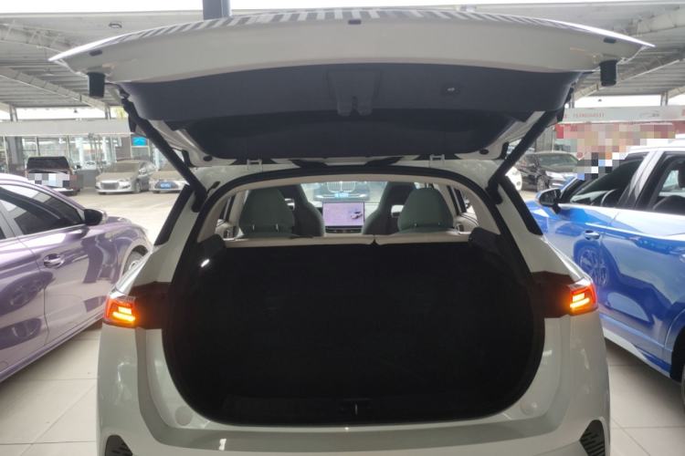 Used Lynk & Co 06 EM-P 2024 EM-P 126 Long-Range Max
