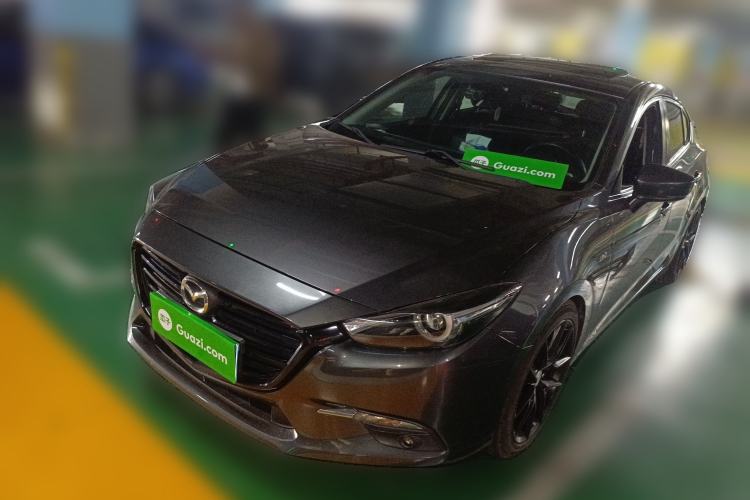 Used Mazda 3 Axela 2017 Hatchback 2.0L Automatic Luxury Model China VI Standard