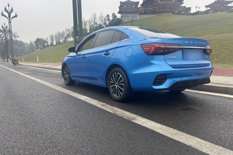 Used Roewe i5 2021 1.5L CVT Diamond Edition