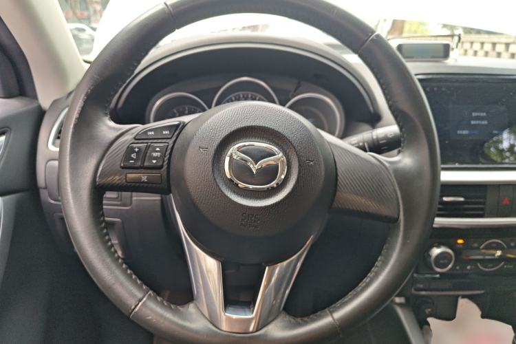 Used Mazda CX-5 2015 2.0L Automatic Two-Wheel Drive Urban Version Steering Wheel