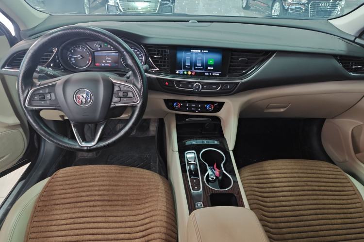 Used Buick Regal 2020 552T Elite Edition Center Console