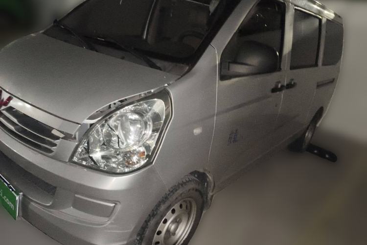 Used Wuling Rongguang S 2021 1.2L Base Model 5-Seater LSI