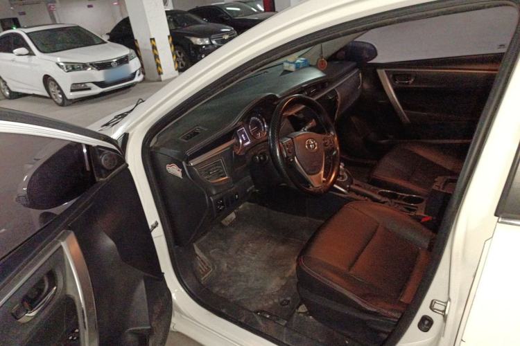 Used Toyota Corolla 2017 Revised Dual-Engine 1.8L E-CVT Leading Edition
