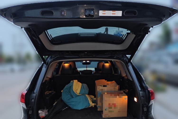 Used Toyota Highlander 2018 2.0T Four-Wheel Drive Prestige Version 7 Seats China VI Standard
