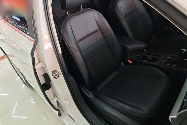 Used Volkswagen Lavida 2021 1.5L Automatic Comfort Edition Right Front Seat