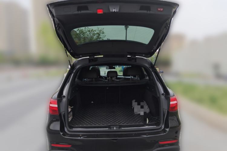 Used Mercedes-Benz GLC 2018 GLC 260 4MATIC Dynamic Edition Trunk