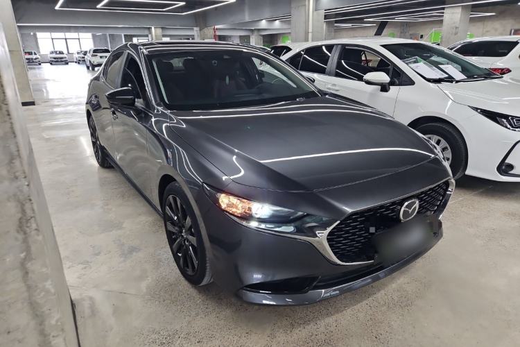 Used Mazda 3 Axela 2022 2.0L Automatic Premium Black Obsidian Edition