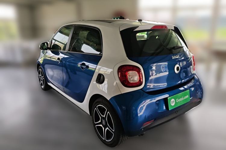 Used smart forfour 2016 0.9T 66 kW Ultimate Edition