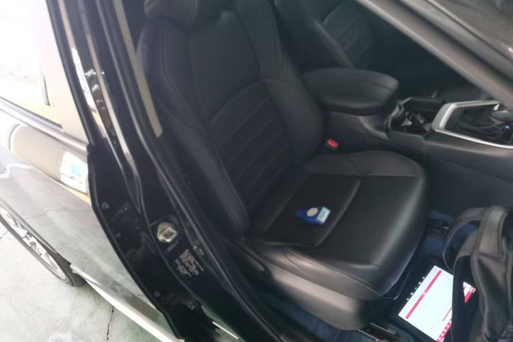 Used Toyota Wildlander 2022 2.0L CVT Two-Wheel Drive Luxury PLUS Edition
