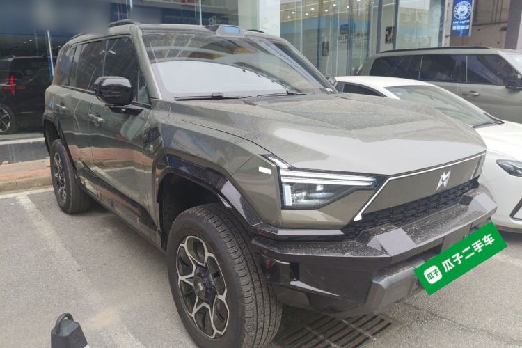 Used Brave warrior M817 2025 Model, Pro Front Right 45 Deg