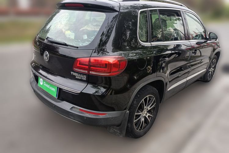 Used Volkswagen Tiguan 2016 300TSI Automatic Two-Wheel Drive Luxury Edition Rear Right 45 Deg