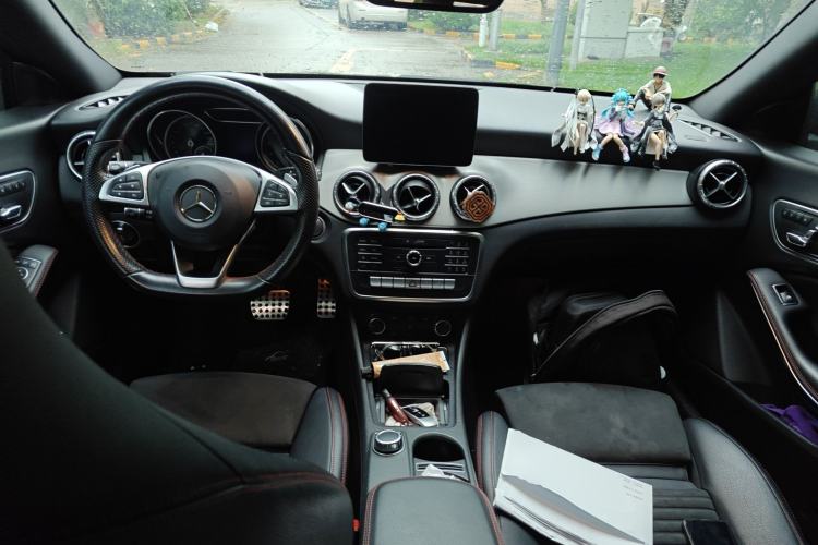 Used Mercedes-Benz CLA 2016 Year Restyled CLA 220 4MATIC Center Console