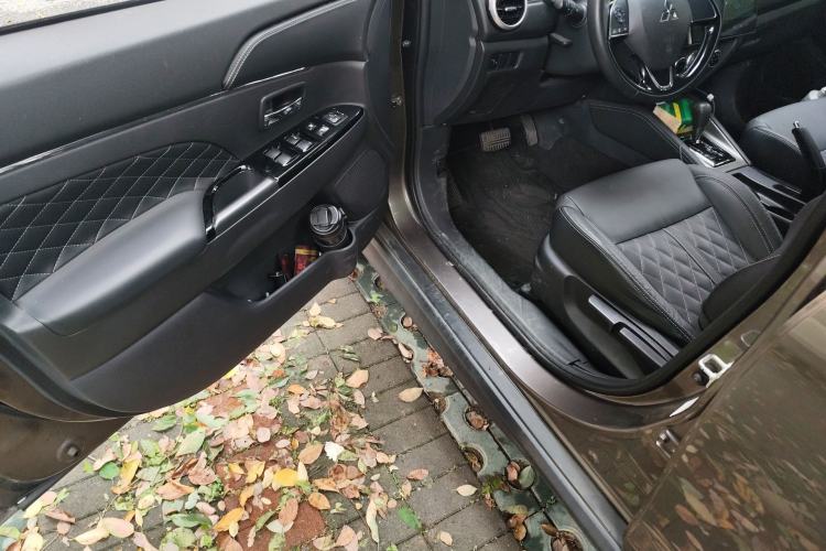 Used Mitsubishi ASX 2020 2.0L CVT Smart Edition Driver Seat