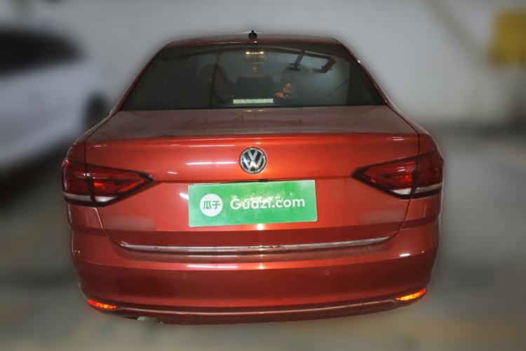 Used Volkswagen Lavida 2015 1.6L Automatic Luxury Edition Rear