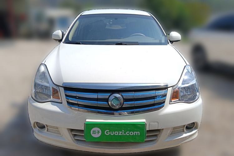 Used Dongfeng Junfeng E11K 2019 Standard Model
