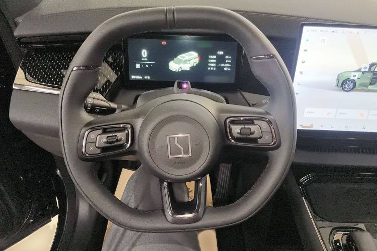 Used Zeekr 009 2024 7-Seater Aisle Version 108 kWh