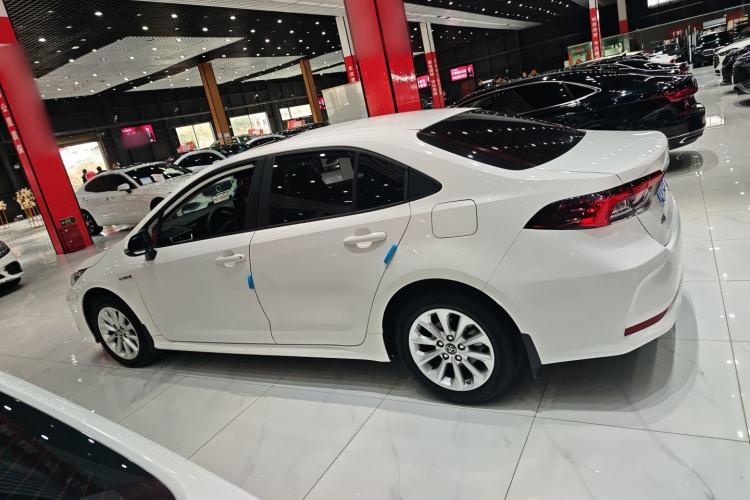 Used Toyota Corolla 2021 Dual-Motor 1.8L E-CVT Elite Edition