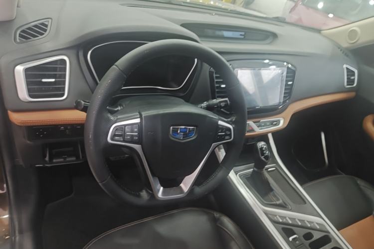 Used Geely Auto Vision X6 2018 1.4T CVT 4G Connected Luxury Version

