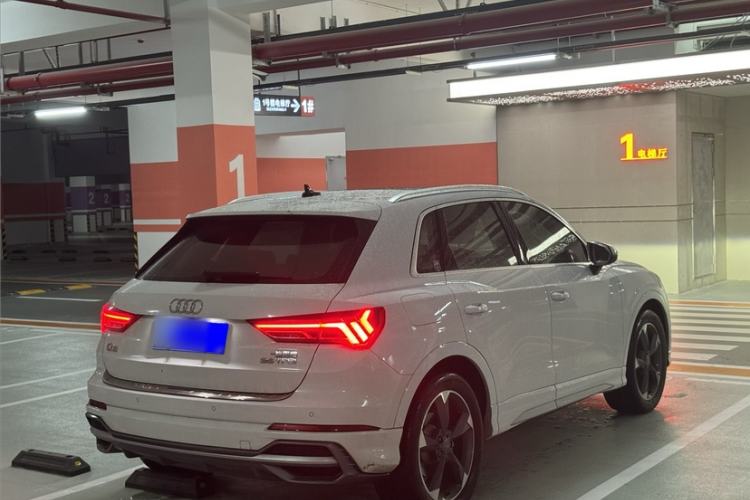 Used Audi Q3 2019 35 TFSI Fashion Dynamic Model
