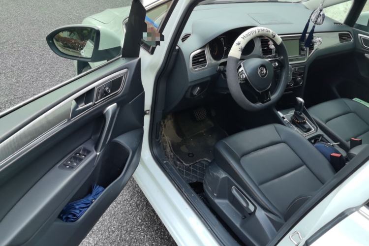 Used Volkswagen Golf Sportsvan 2019 280TSI Automatic Trendy Model China VI Standard Driver Seat