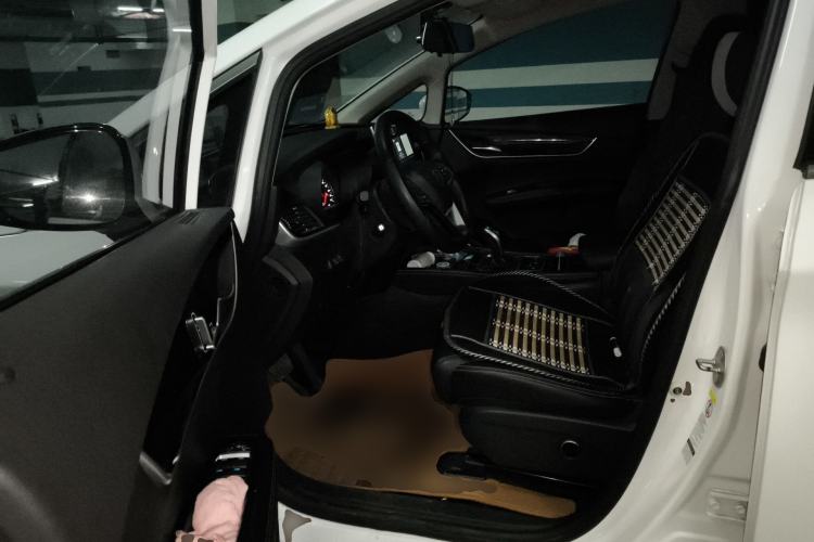 Used BYD Song MAX 2019 1.5T Automatic Smart Connect ZhiLian RuiDong 6-Seater China V Standard Left Front Seat