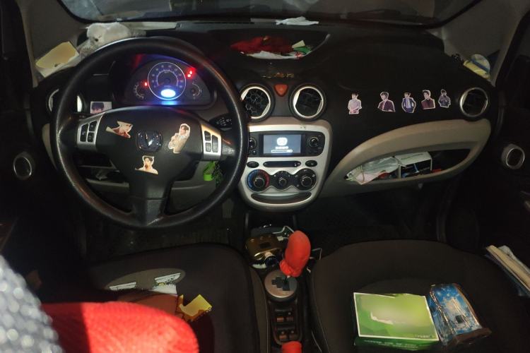 Used CHANGAN Benni mini 2012 1.0L IMT Navigation Version China IV Standard
