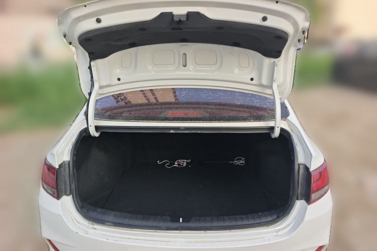 Used Hyundai Celesta 2018 1.6L Automatic GL Enjoyment Edition China VI compliant