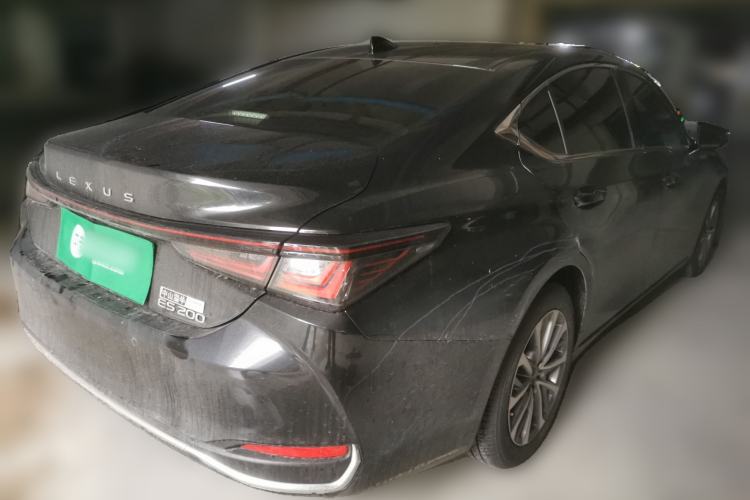 Used Lexus ES 2025 200 Premium Edition
