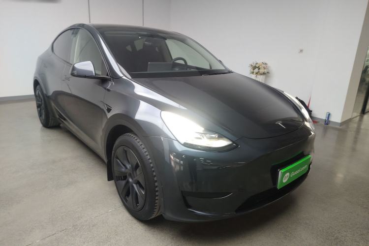 Used Tesla Model Y 2024 Rear-Wheel-Drive Version
