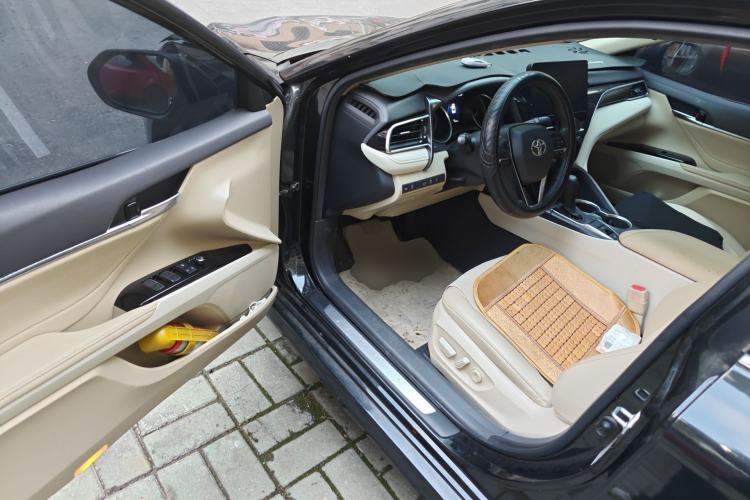 Used Toyota Camry 2021 2.0G Luxury Edition