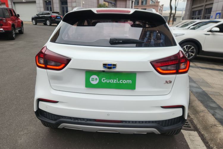 Used Geely Auto Vision X3 2019 Upgraded Model 1.5L Manual Luxury Version