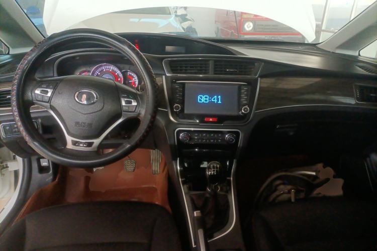 Used Great Wall C50 2014 Upgraded Model 1.5T Manual Elite Version