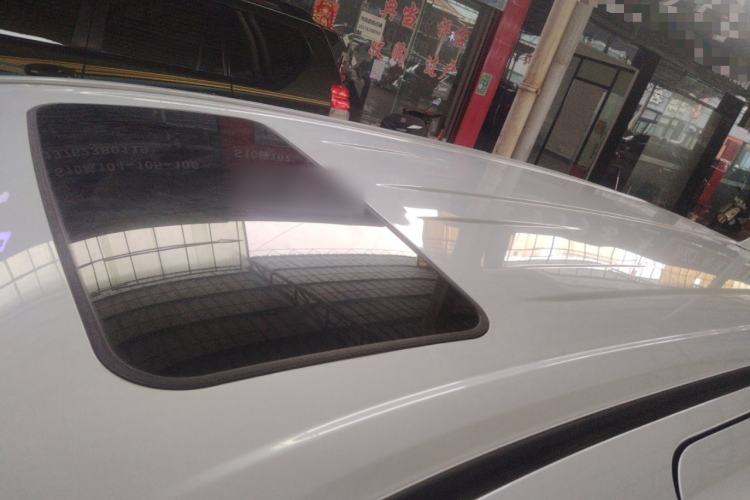 Used Toyota Sienna 2023 2.5L Hybrid Deluxe Edition
