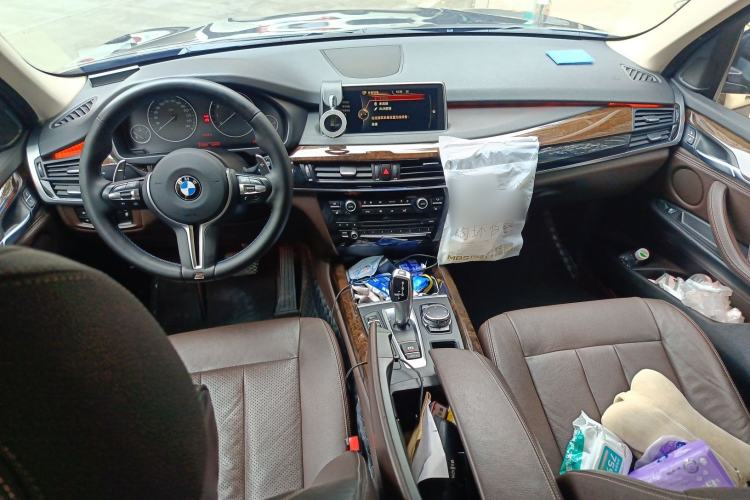 Used BMW X5 2015 xDrive28i
