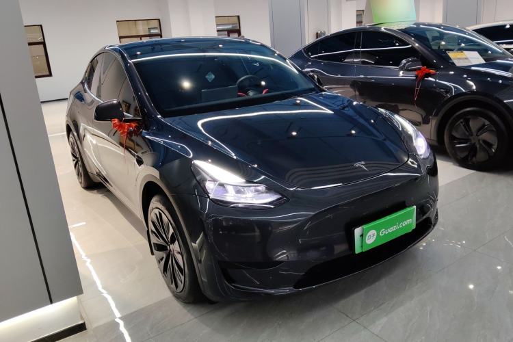 Used Tesla Model Y 2024 Rear-Wheel-Drive Version
