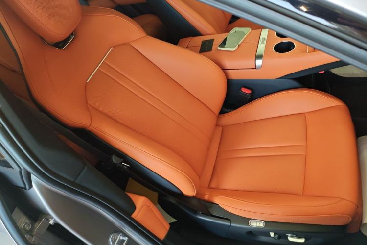 Used Xiaomi Auto YU7 2025 Ultra-Long Range All-Wheel Drive Pro Version