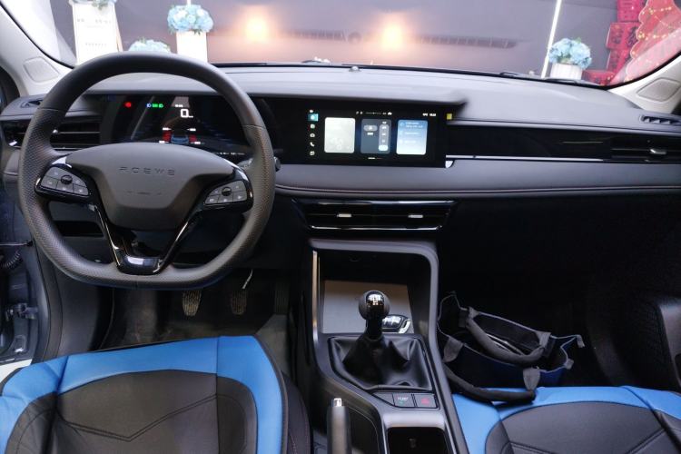 Used Roewe i5 2026 Model 1.5L Manual Comfort Version
