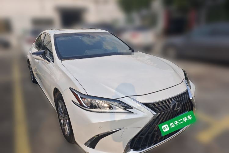 Used Lexus ES 2021 200 Excellence Edition
