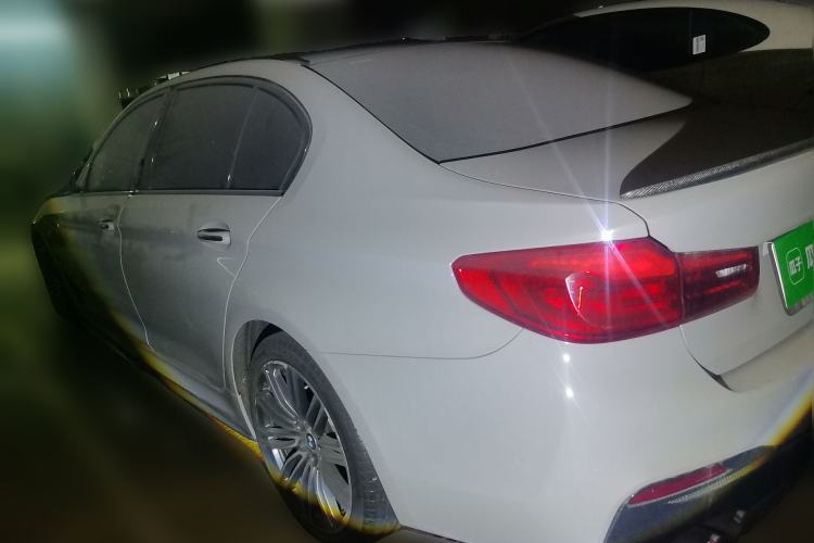 Used BMW 5 Series 2018 Facelifted 530Li xDrive M Sport Package
