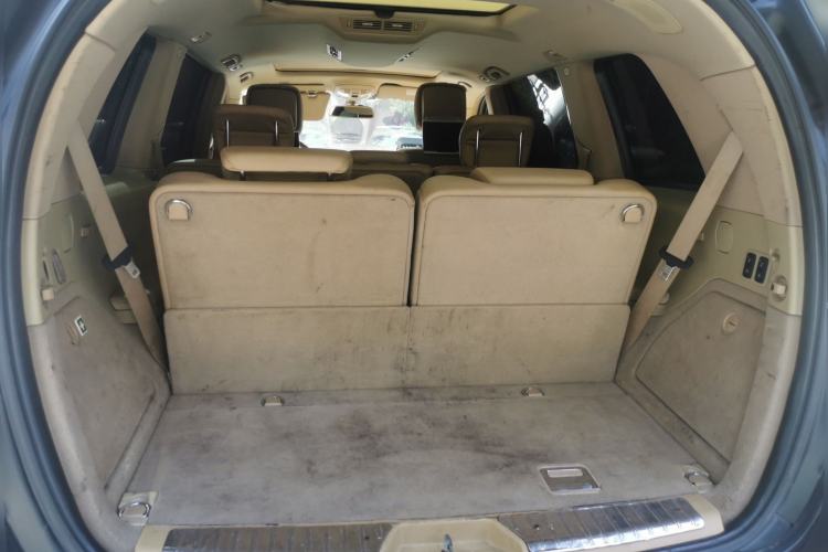 Used Mercedes-Benz GL-Class 2008 GL 450 4MATIC Classic Model Trunk