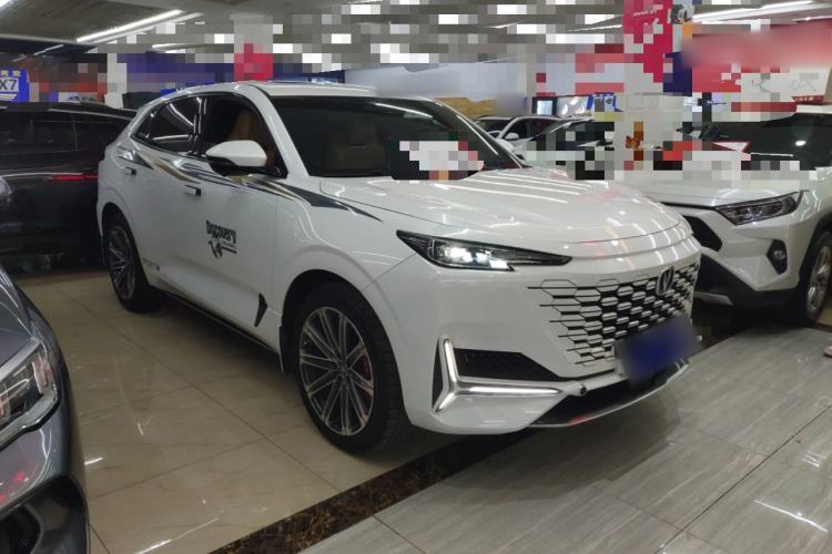 Used CHANGAN UNI-K 2021 2.0T All-Wheel Drive Prestige Version Front Right 45 Deg