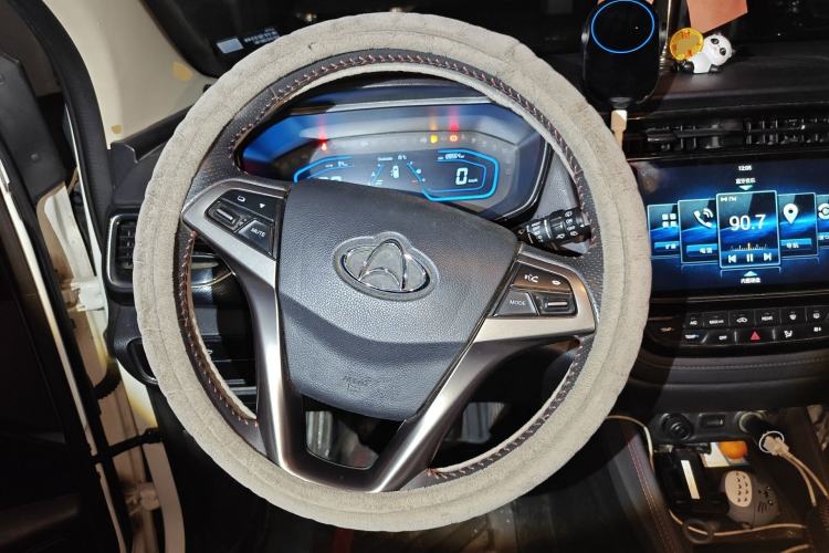 Used CHANGAN OSHAN A800 2017 1.6L Manual Luxury Model