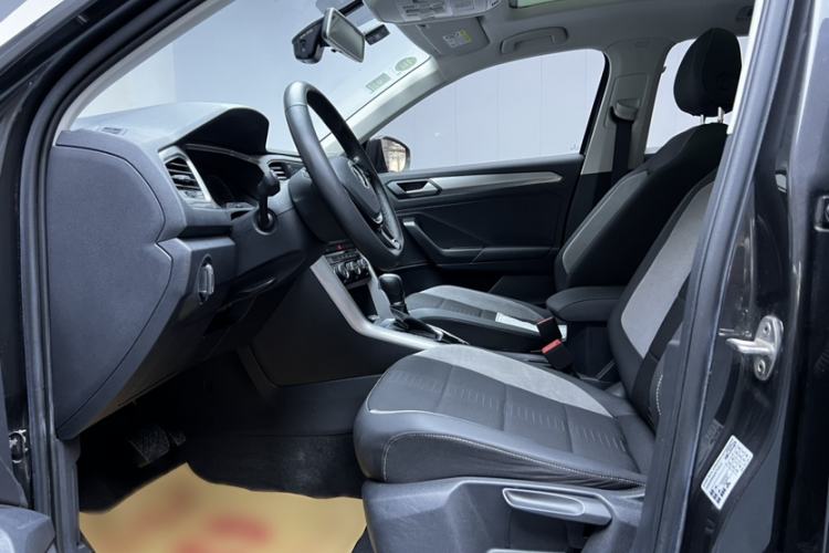 Used Volkswagen T-ROC 2020 230TSI DSG Two-Wheel Drive Advanced Version