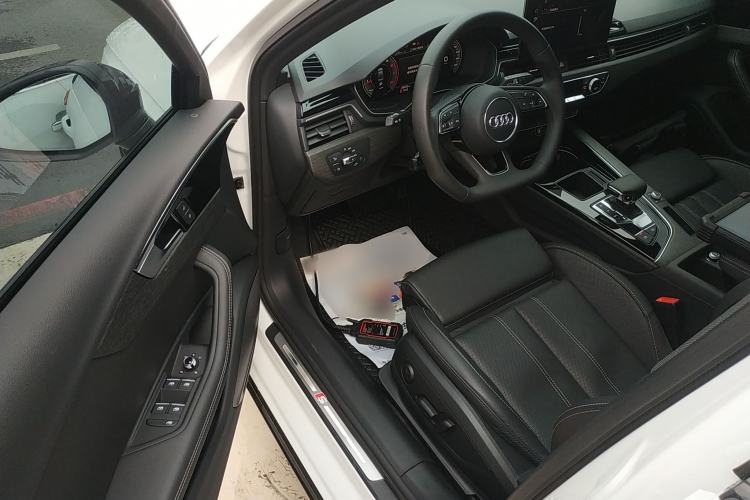 Used Audi A4L 2023 40 TFSI Luxury Dynamic Model Driver Seat