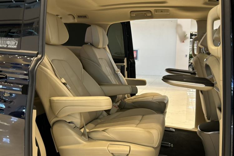 Used Buick GL8 2023 ES Lu Zun Deluxe Model
