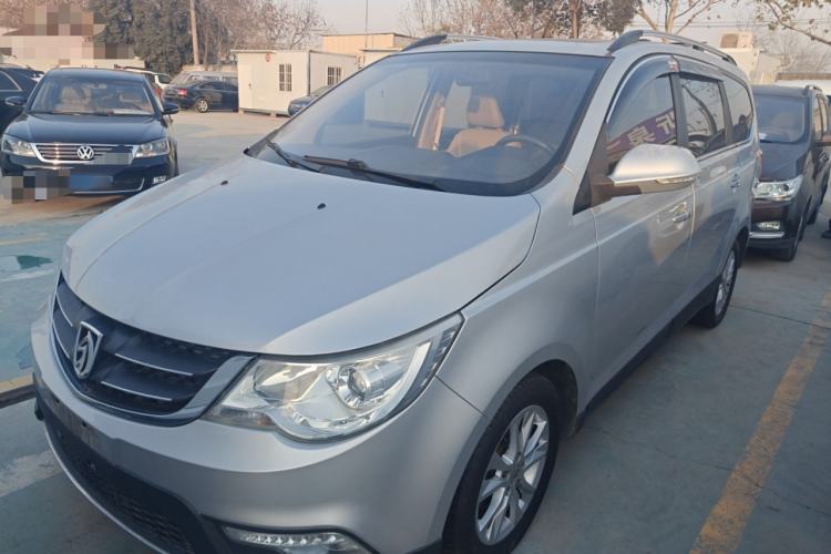 Used Baojun 730 2014 1.5L Manual Luxury Navigation ESP Version 7 Seats